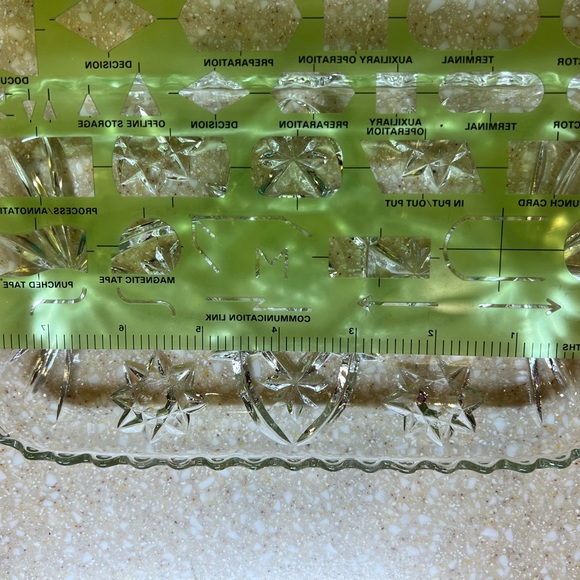Star of David Clear Glass Dish - Picture 6 of 7